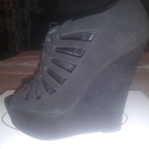 Women's wedge heels